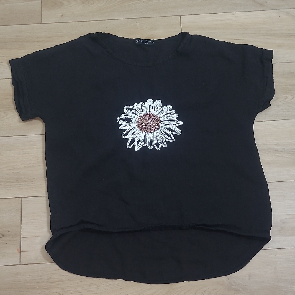 Bella Amore Black Top 100% Linen Size S/M